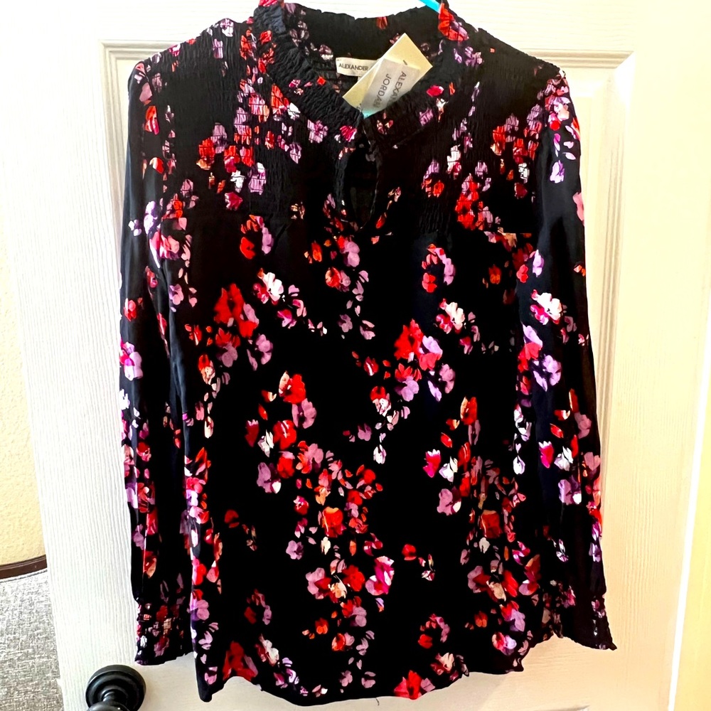 Size medium Alexander Jordan top